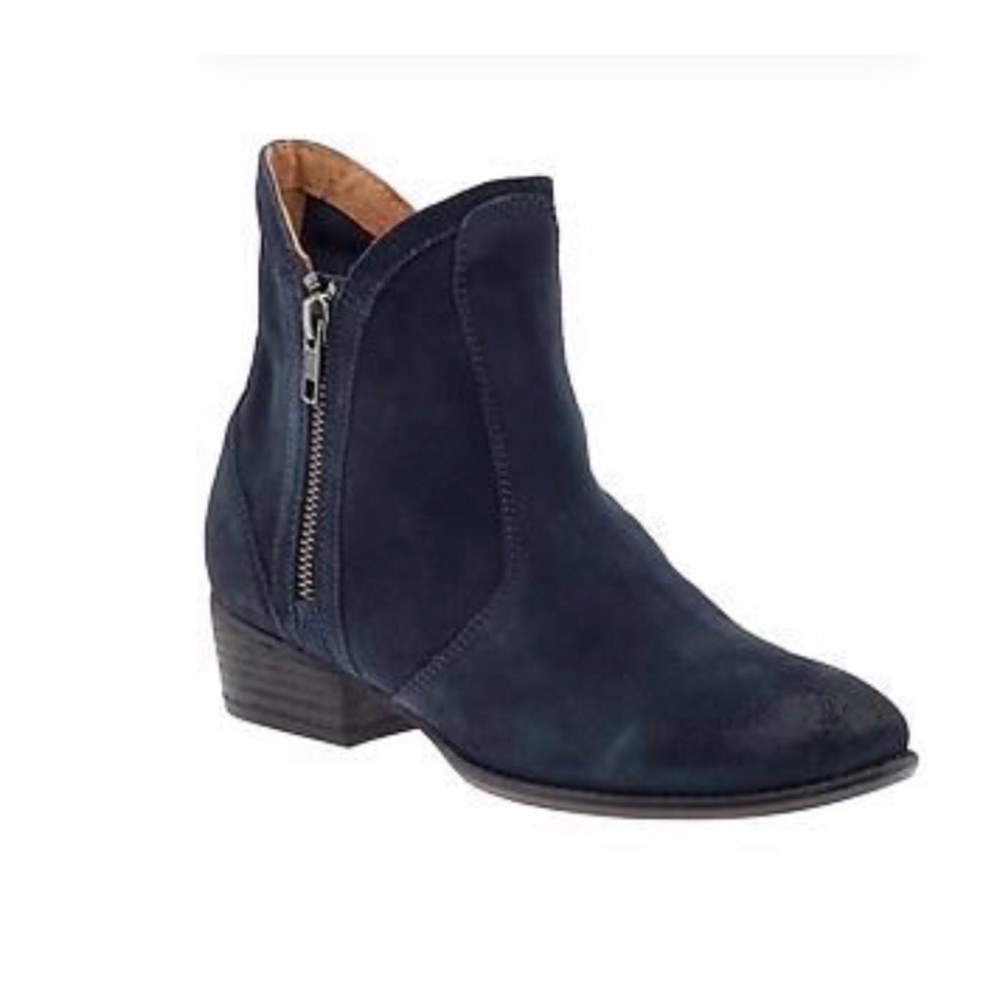 Seychelles Lucky Penny Navy Nubuck Bootie